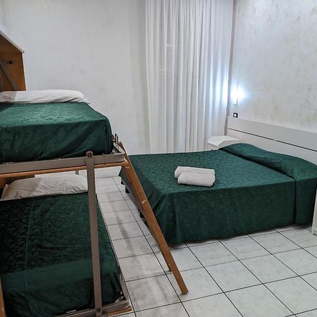 Pollon Inn Сан Ремо Екстериор снимка